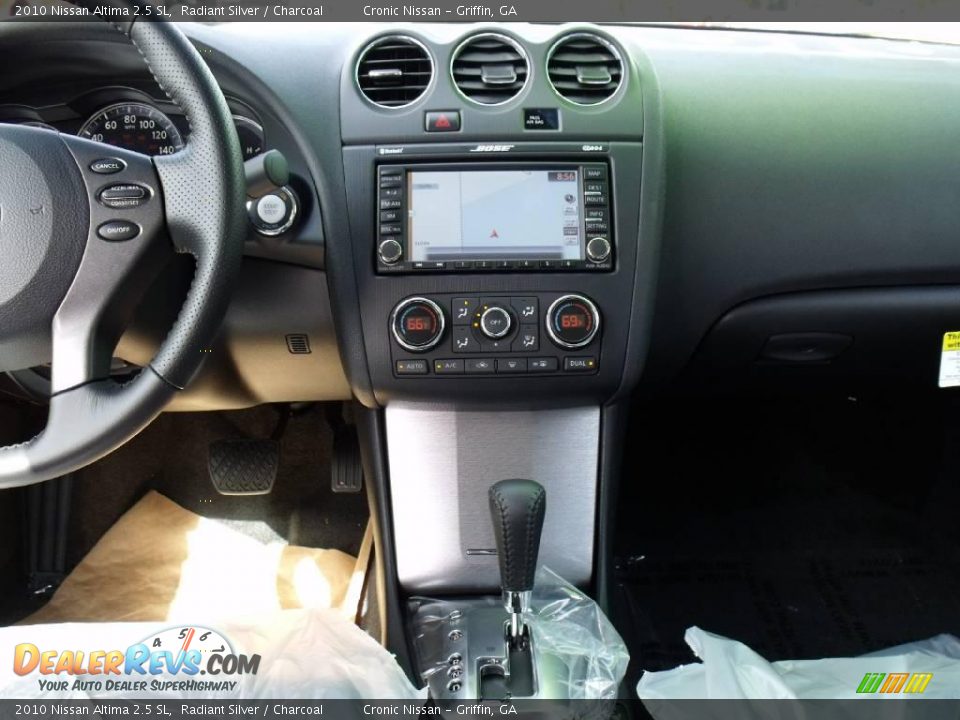 2010 Nissan Altima 2.5 SL Radiant Silver / Charcoal Photo #10
