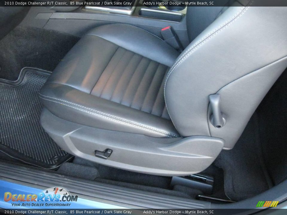 2010 Dodge Challenger R/T Classic B5 Blue Pearlcoat / Dark Slate Gray Photo #17