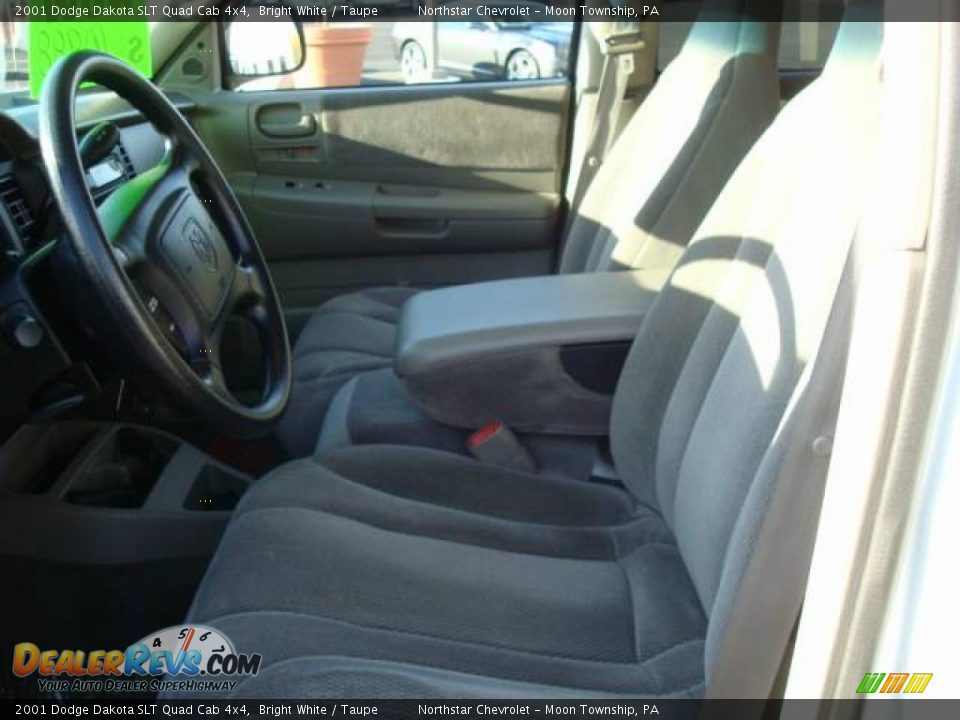 2001 Dodge Dakota SLT Quad Cab 4x4 Bright White / Taupe Photo #10