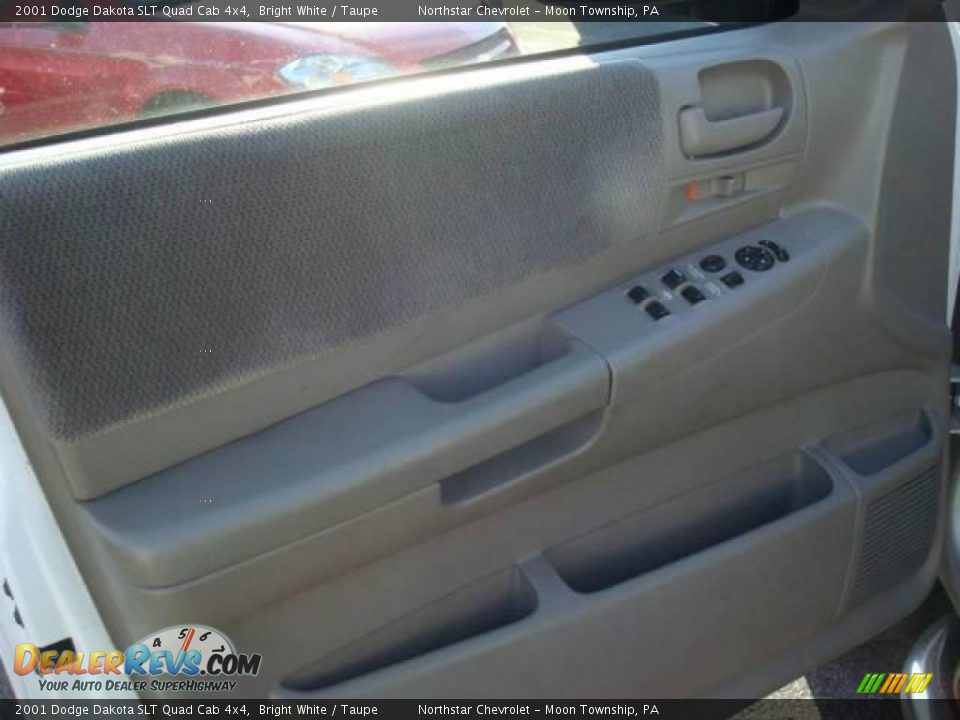 2001 Dodge Dakota SLT Quad Cab 4x4 Bright White / Taupe Photo #14