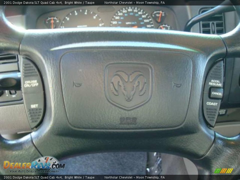 2001 Dodge Dakota SLT Quad Cab 4x4 Bright White / Taupe Photo #16