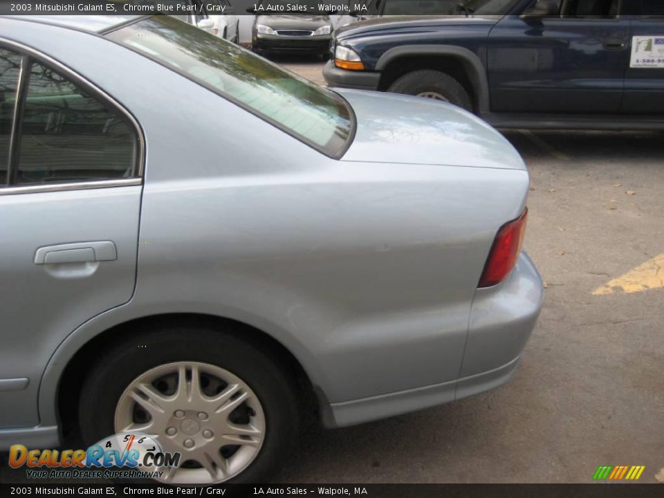 2003 Mitsubishi Galant ES Chrome Blue Pearl / Gray Photo #10