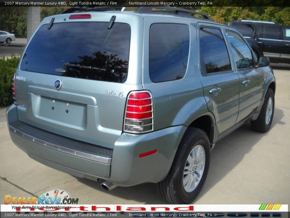 2007 Mercury Mariner Luxury 4WD Light Tundra Metallic / Flint Photo #2