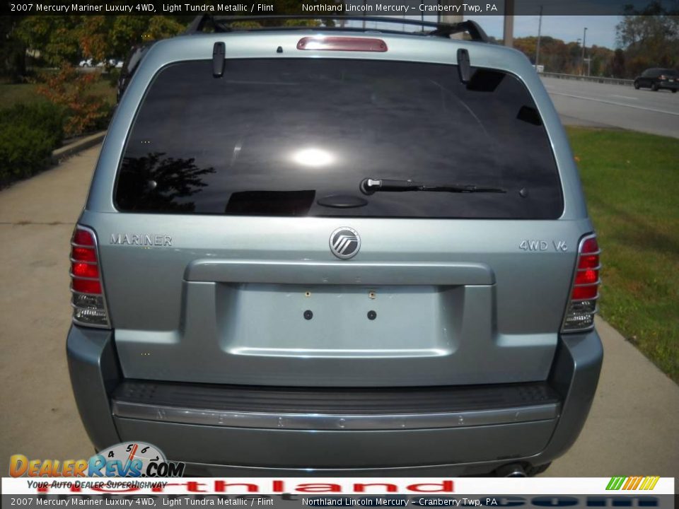 2007 Mercury Mariner Luxury 4WD Light Tundra Metallic / Flint Photo #3