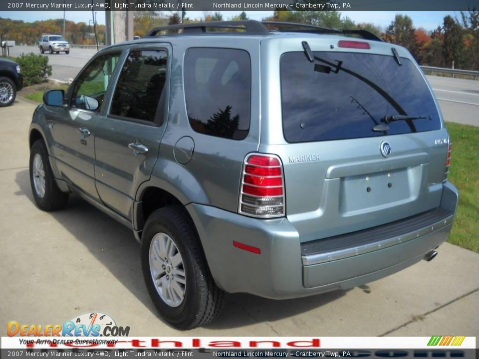 2007 Mercury Mariner Luxury 4WD Light Tundra Metallic / Flint Photo #4