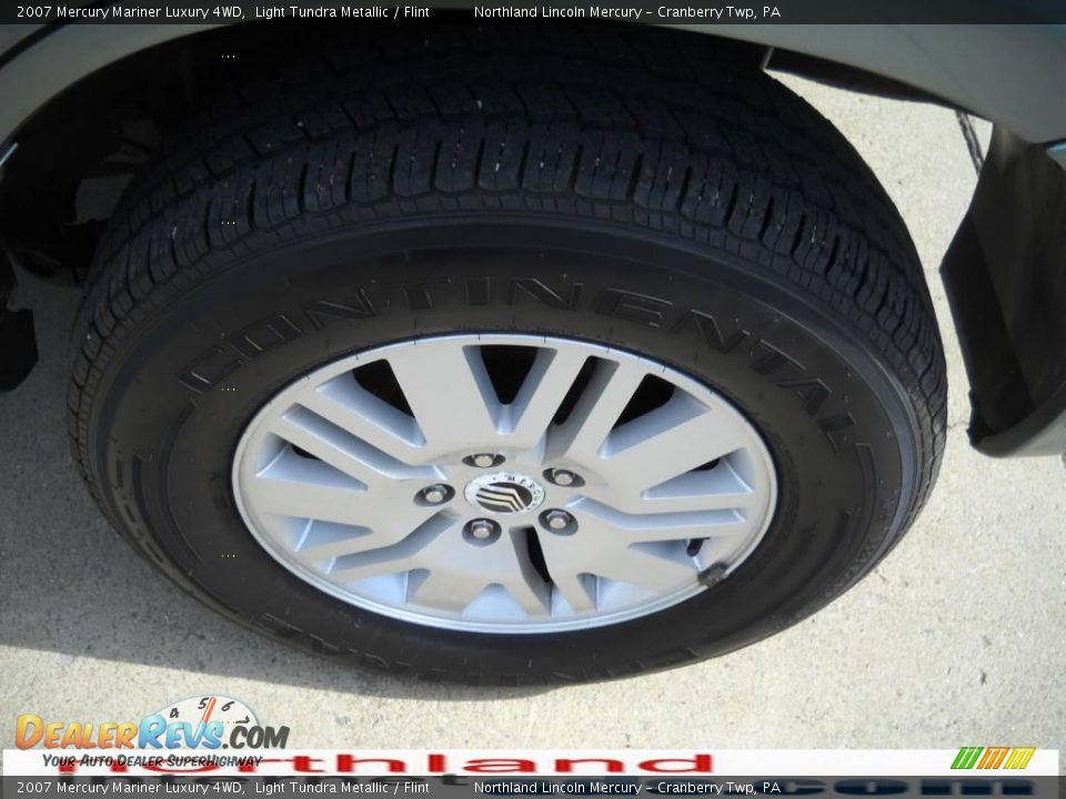 2007 Mercury Mariner Luxury 4WD Light Tundra Metallic / Flint Photo #12