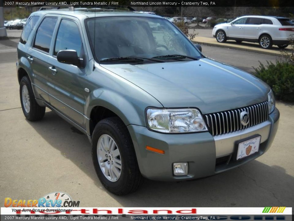 2007 Mercury Mariner Luxury 4WD Light Tundra Metallic / Flint Photo #15