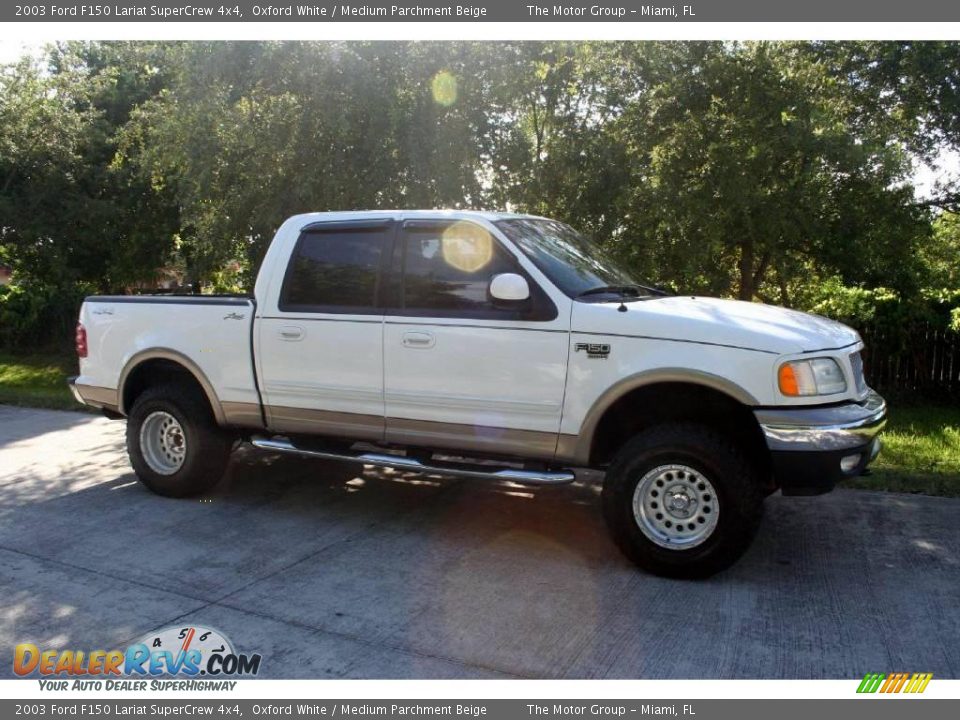 2003 Ford F150 Lariat SuperCrew 4x4 Oxford White / Medium Parchment Beige Photo #12