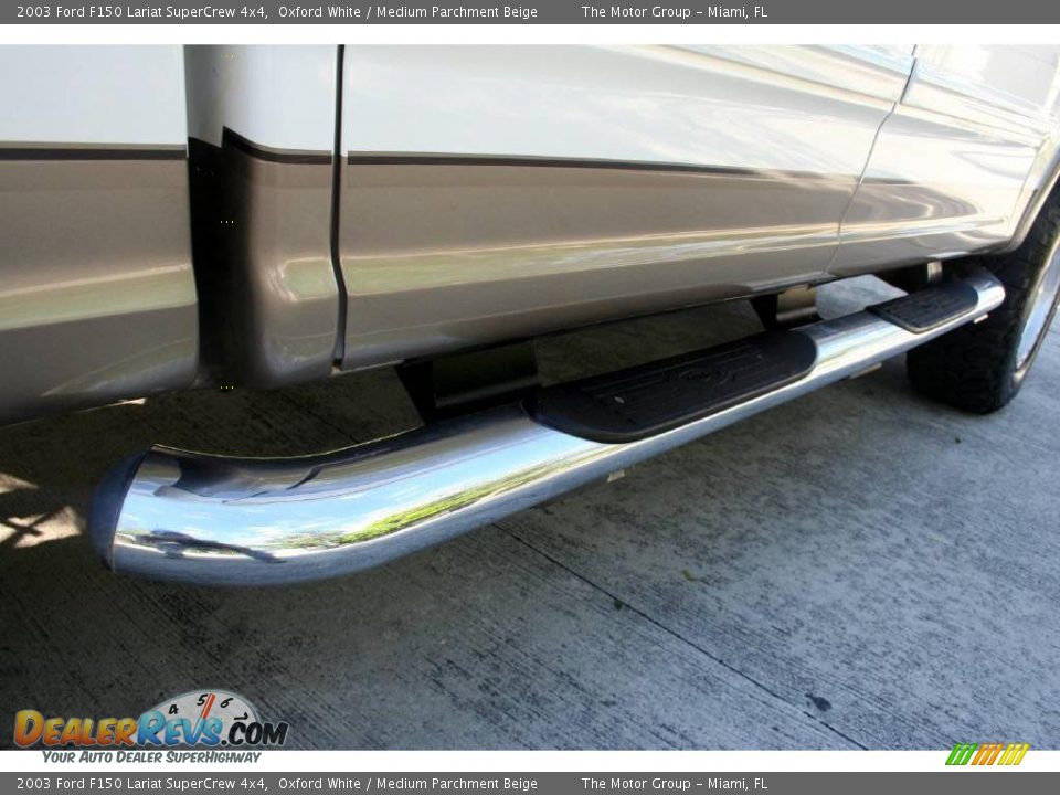 2003 Ford F150 Lariat SuperCrew 4x4 Oxford White / Medium Parchment Beige Photo #24