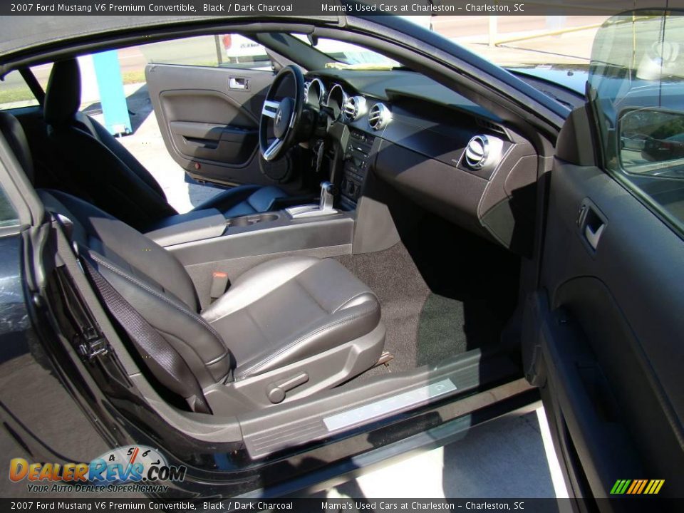 2007 Ford Mustang V6 Premium Convertible Black / Dark Charcoal Photo #10