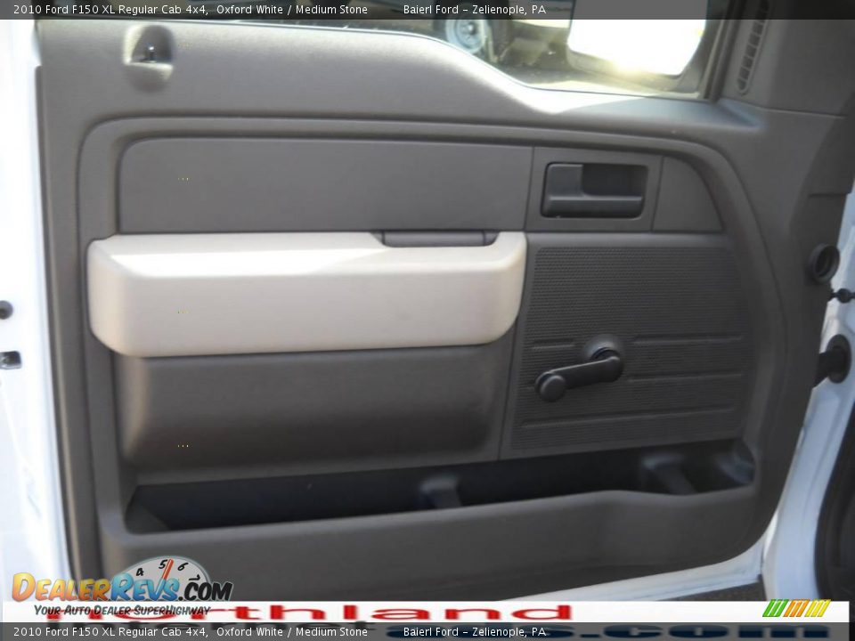2010 Ford F150 XL Regular Cab 4x4 Oxford White / Medium Stone Photo #9
