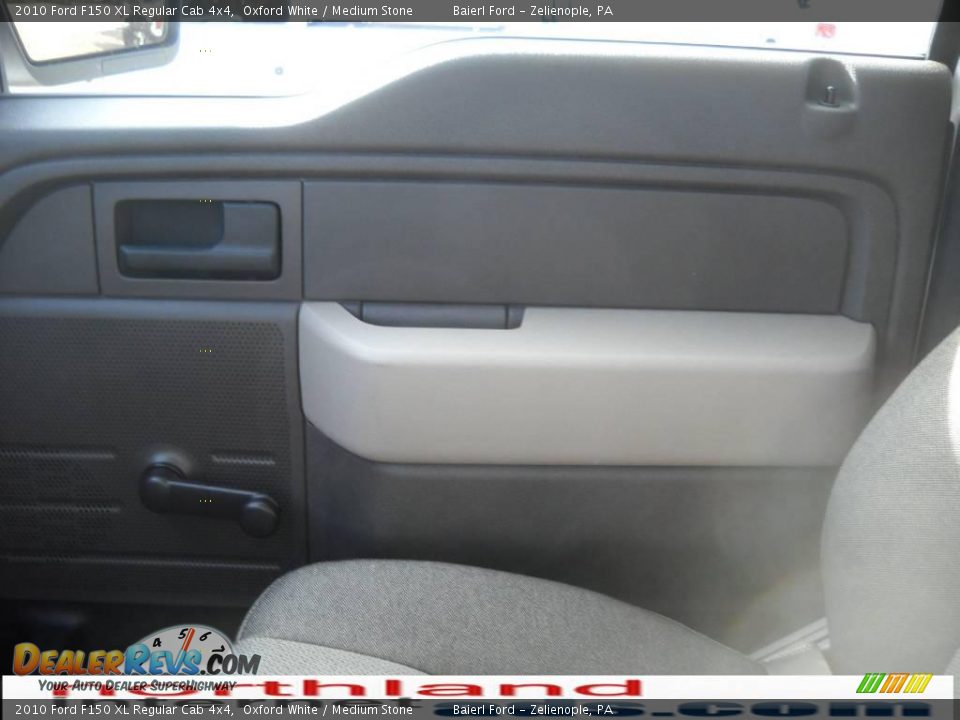 2010 Ford F150 XL Regular Cab 4x4 Oxford White / Medium Stone Photo #12