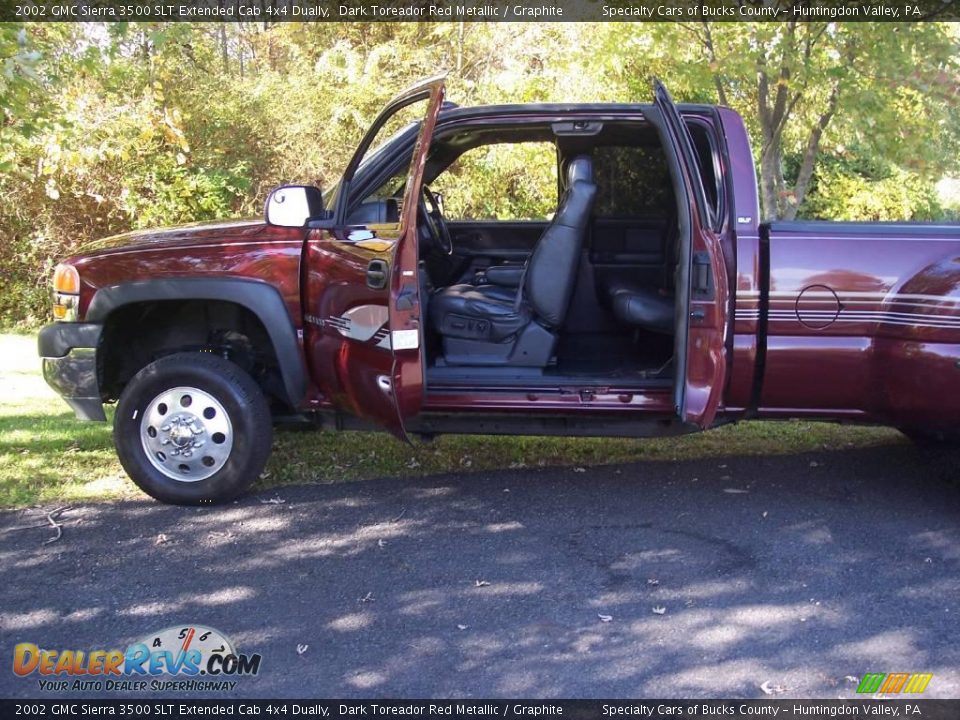 2002 GMC Sierra 3500 SLT Extended Cab 4x4 Dually Dark Toreador Red Metallic / Graphite Photo #31