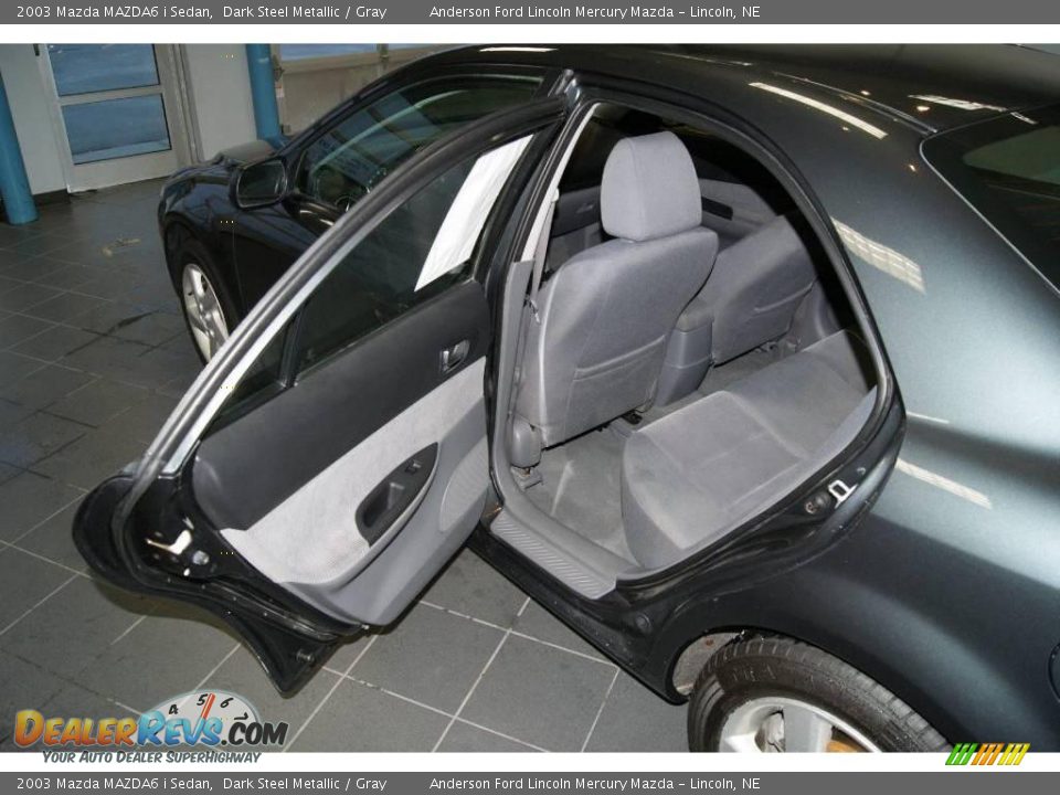 2003 Mazda MAZDA6 i Sedan Dark Steel Metallic / Gray Photo #20
