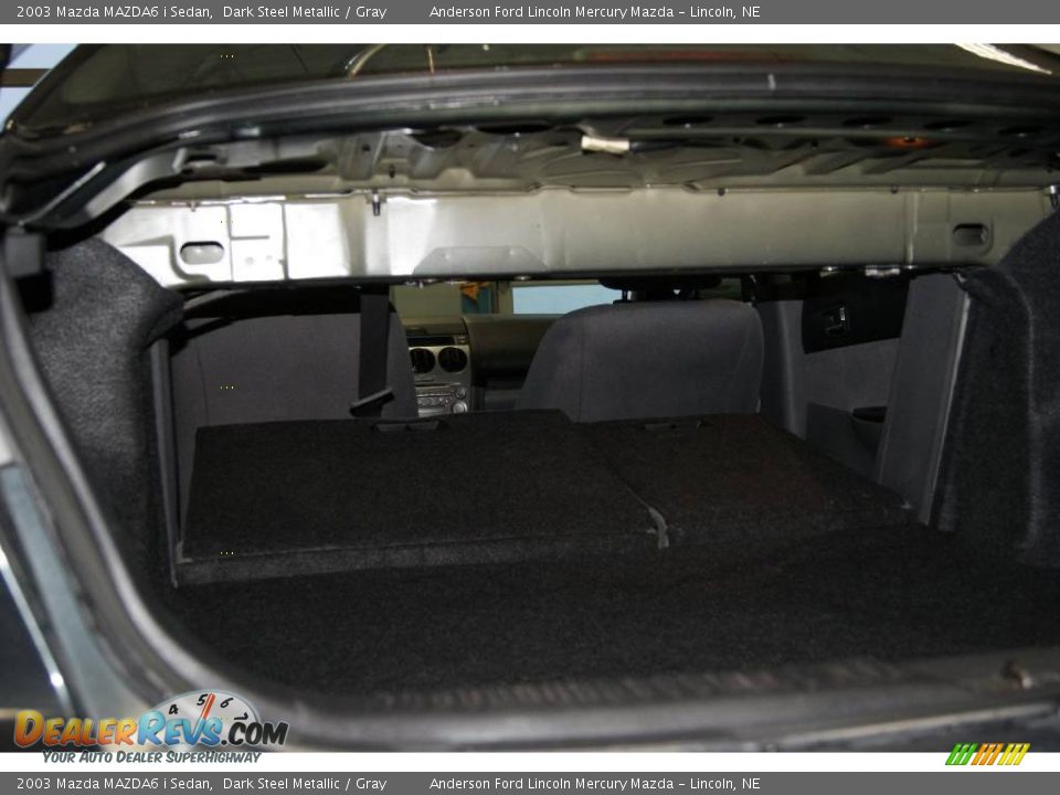 2003 Mazda MAZDA6 i Sedan Dark Steel Metallic / Gray Photo #26