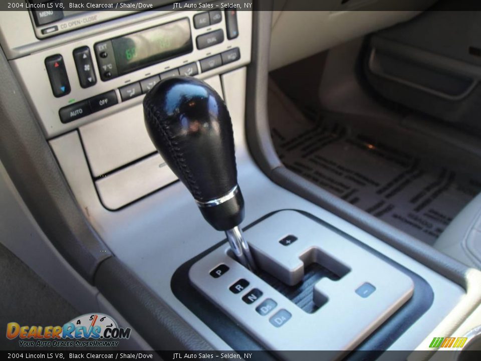 2004 Lincoln LS V8 Black Clearcoat / Shale/Dove Photo #16