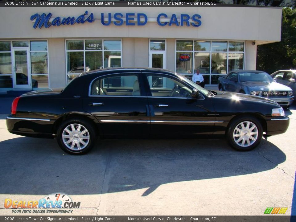 2008 Lincoln Town Car Signature Limited Black / Light Camel Photo #1
