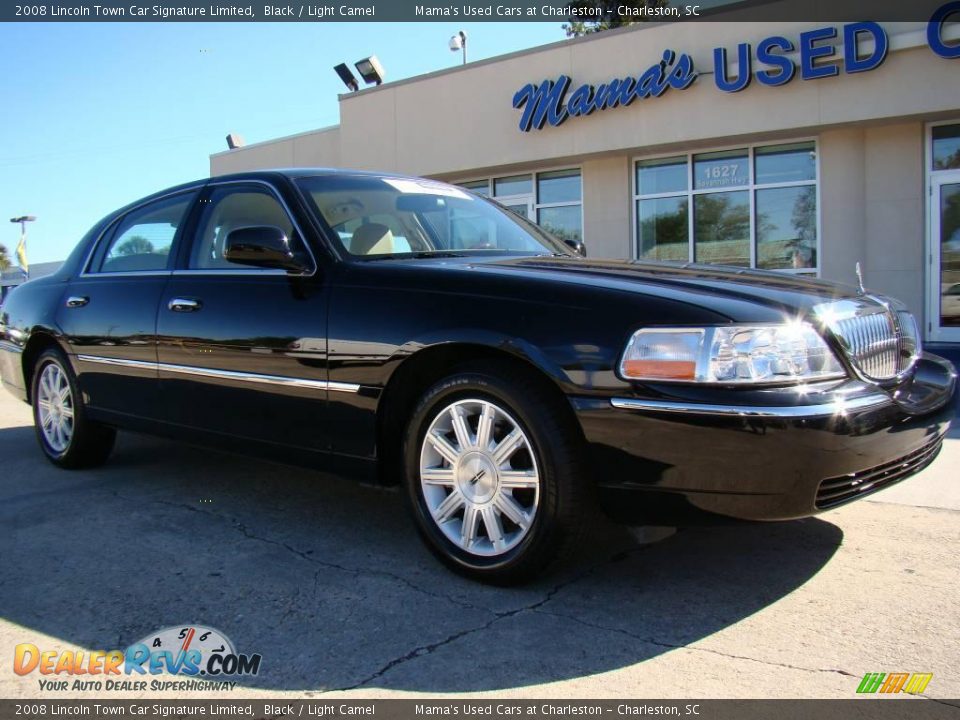 2008 Lincoln Town Car Signature Limited Black / Light Camel Photo #2