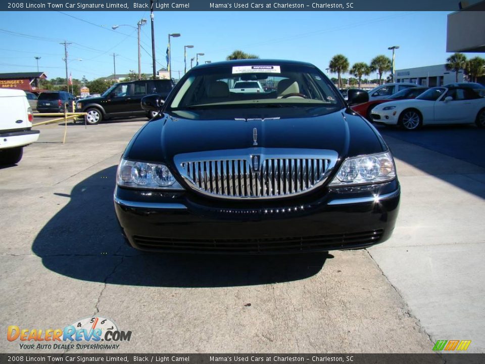 2008 Lincoln Town Car Signature Limited Black / Light Camel Photo #3