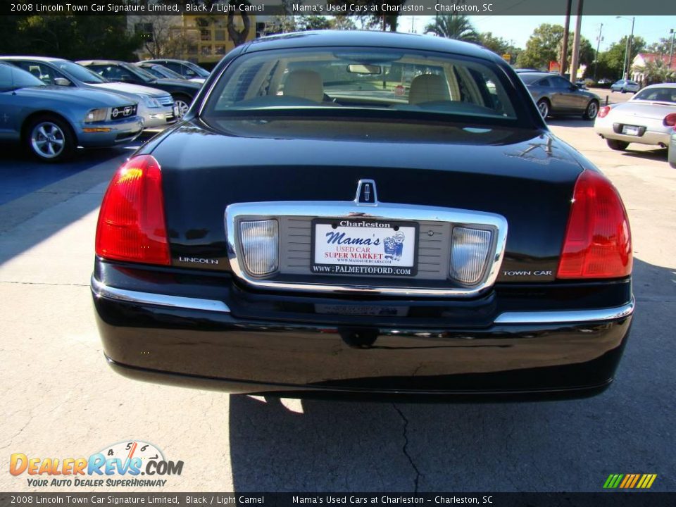 2008 Lincoln Town Car Signature Limited Black / Light Camel Photo #7