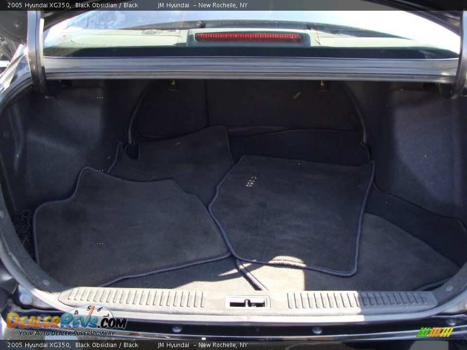 2005 Hyundai XG350 Black Obsidian / Black Photo #23