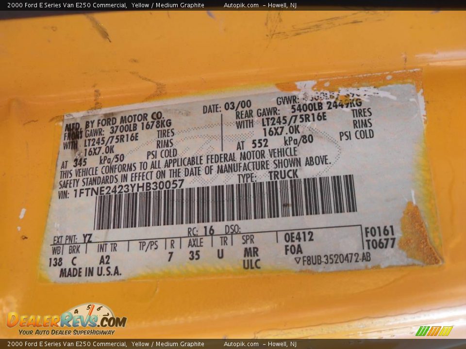 2000 Ford E Series Van E250 Commercial Yellow / Medium Graphite Photo #13