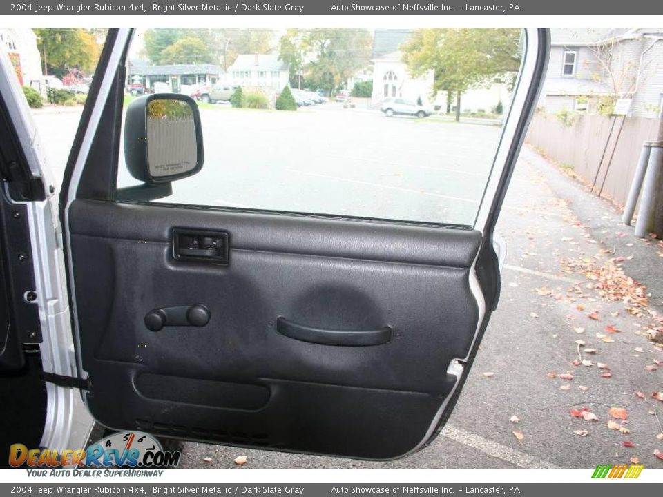 2004 Jeep Wrangler Rubicon 4x4 Bright Silver Metallic / Dark Slate Gray Photo #10