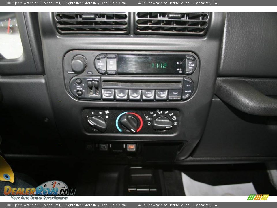 2004 Jeep Wrangler Rubicon 4x4 Bright Silver Metallic / Dark Slate Gray Photo #14