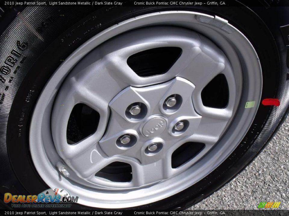 2010 Jeep Patriot Sport Light Sandstone Metallic / Dark Slate Gray Photo #9