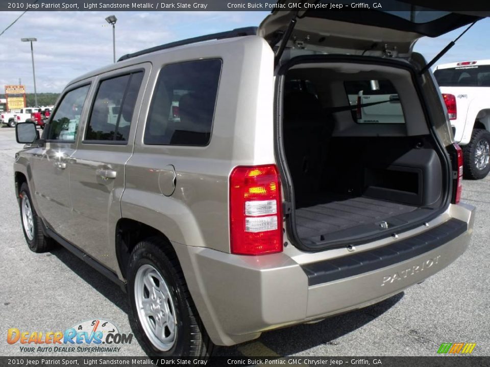 2010 Jeep Patriot Sport Light Sandstone Metallic / Dark Slate Gray Photo #13