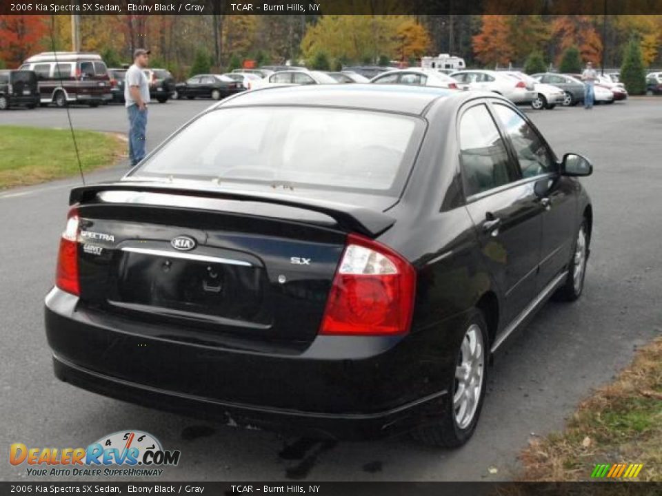 2006 Kia Spectra SX Sedan Ebony Black / Gray Photo #4
