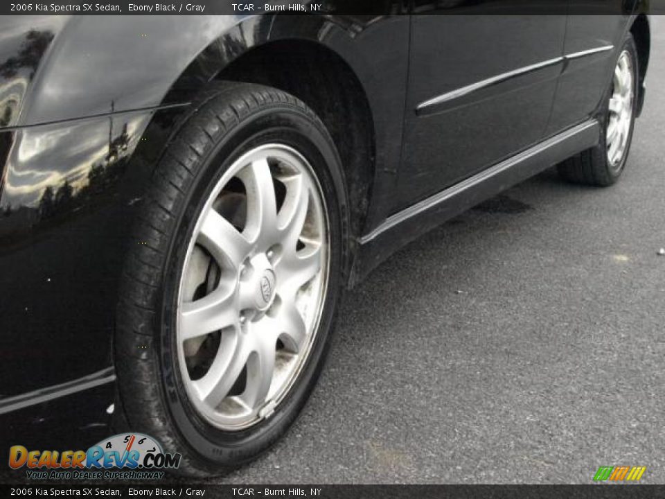 2006 Kia Spectra SX Sedan Ebony Black / Gray Photo #6