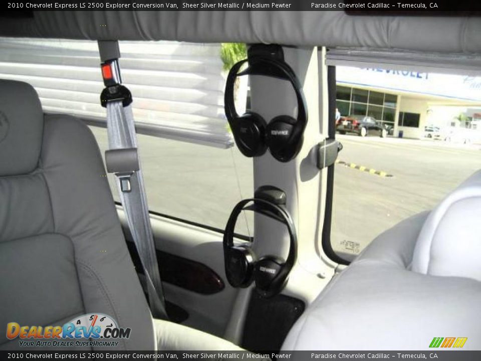 2010 Chevrolet Express LS 2500 Explorer Conversion Van Sheer Silver Metallic / Medium Pewter Photo #24