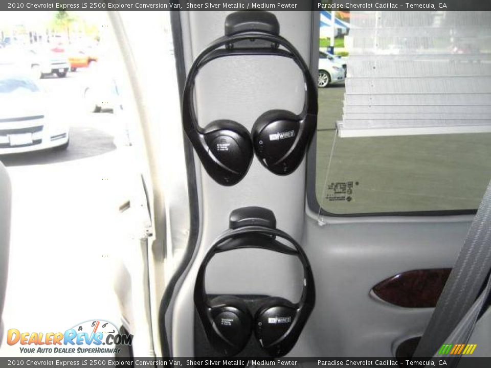 2010 Chevrolet Express LS 2500 Explorer Conversion Van Sheer Silver Metallic / Medium Pewter Photo #25