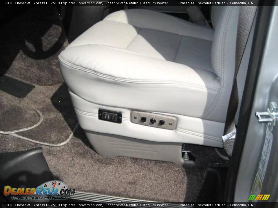 2010 Chevrolet Express LS 2500 Explorer Conversion Van Sheer Silver Metallic / Medium Pewter Photo #30