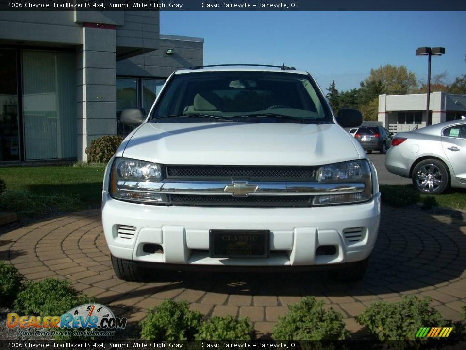 2006 Chevrolet TrailBlazer LS 4x4 Summit White / Light Gray Photo #3