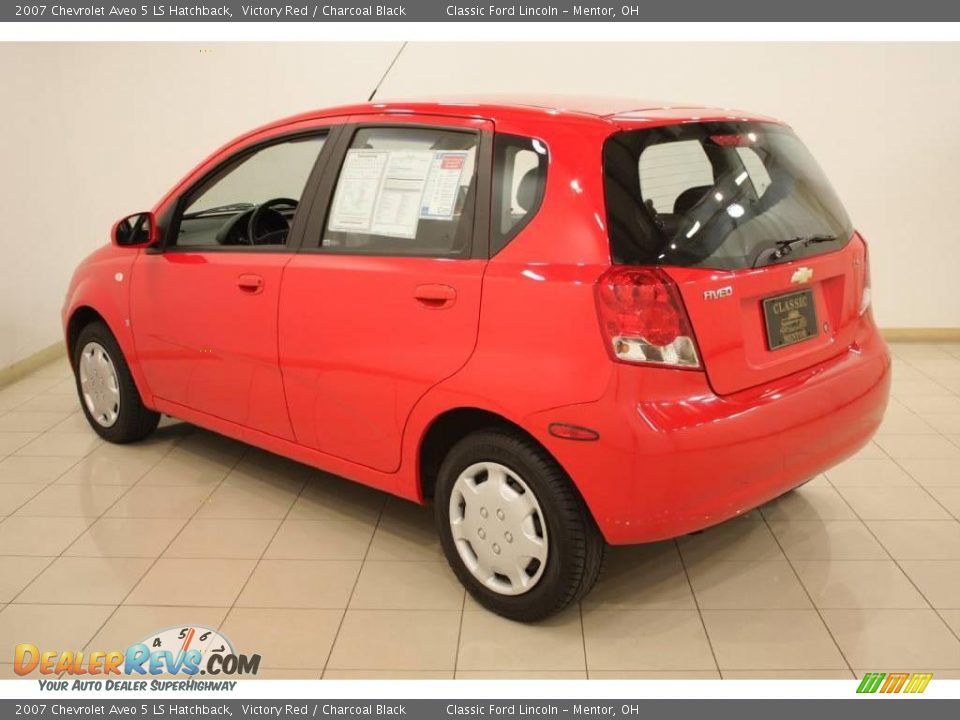 2007 Chevrolet Aveo 5 LS Hatchback Victory Red / Charcoal Black Photo #5