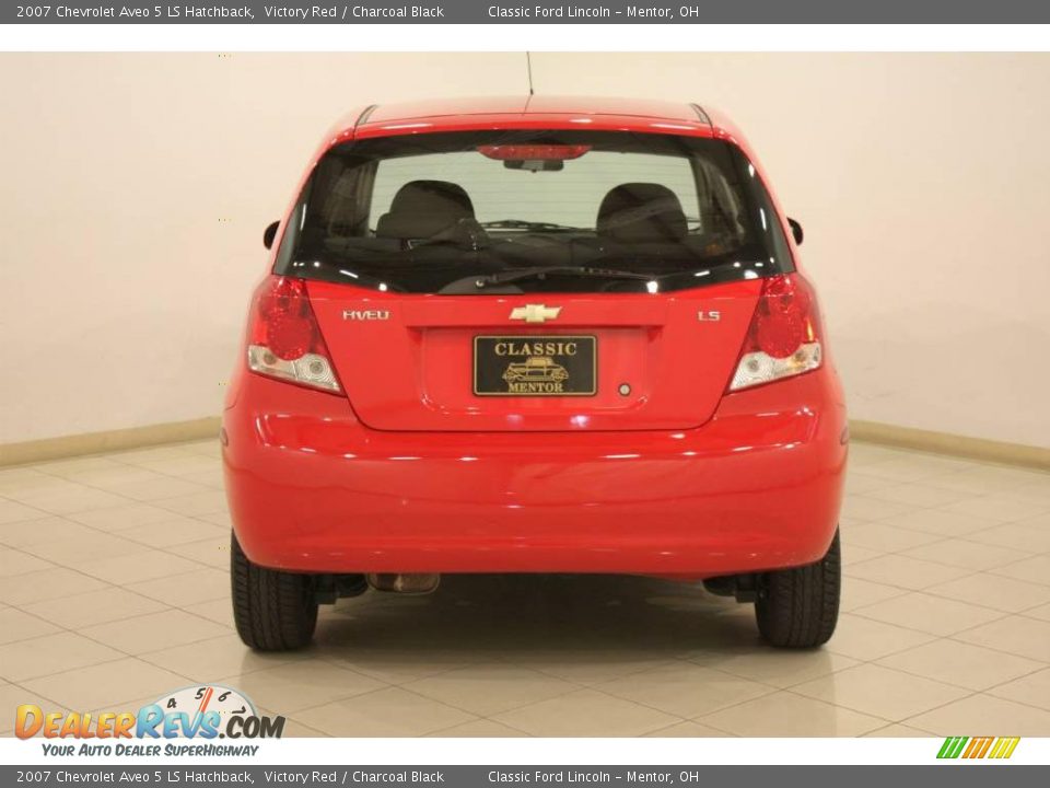 2007 Chevrolet Aveo 5 LS Hatchback Victory Red / Charcoal Black Photo #6