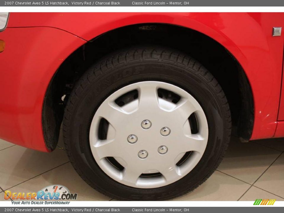 2007 Chevrolet Aveo 5 LS Hatchback Victory Red / Charcoal Black Photo #19