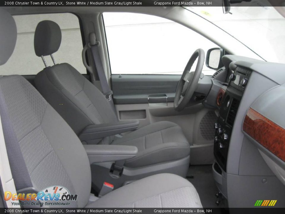 2008 Chrysler Town & Country LX Stone White / Medium Slate Gray/Light Shale Photo #6