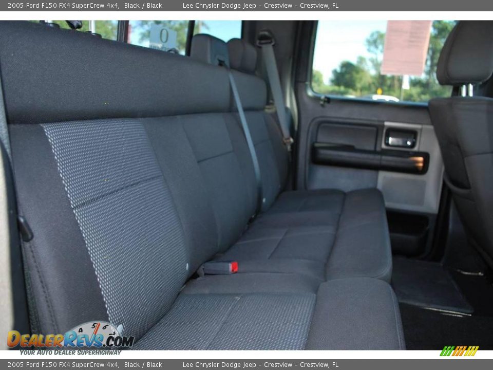 2005 Ford F150 FX4 SuperCrew 4x4 Black / Black Photo #24