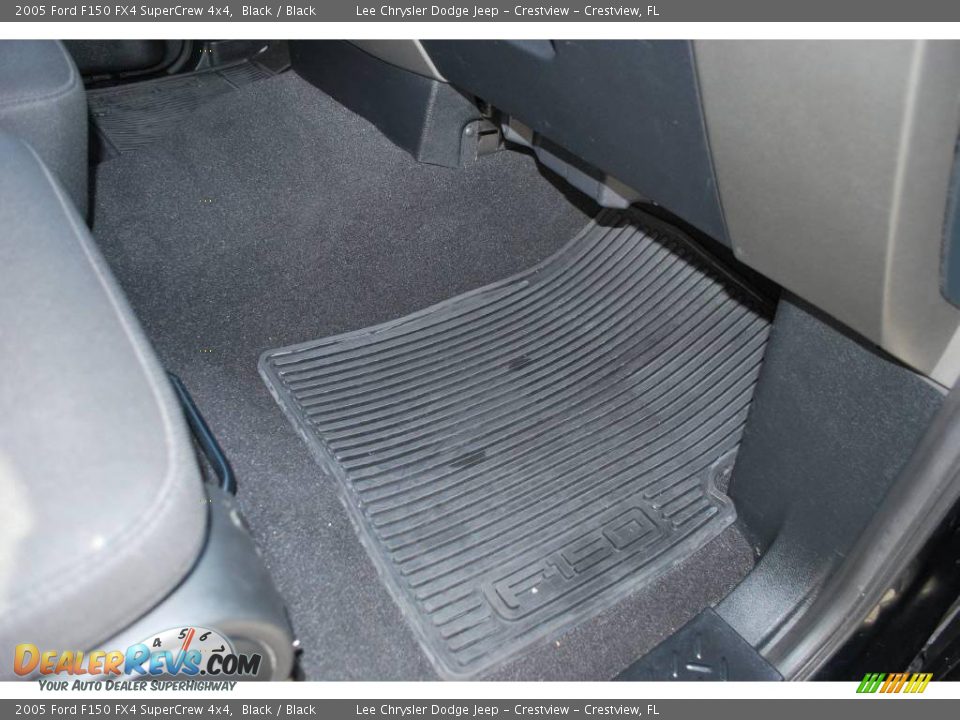 2005 Ford F150 FX4 SuperCrew 4x4 Black / Black Photo #26