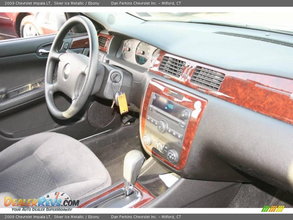 2009 Chevrolet Impala LT Silver Ice Metallic / Ebony Photo #9