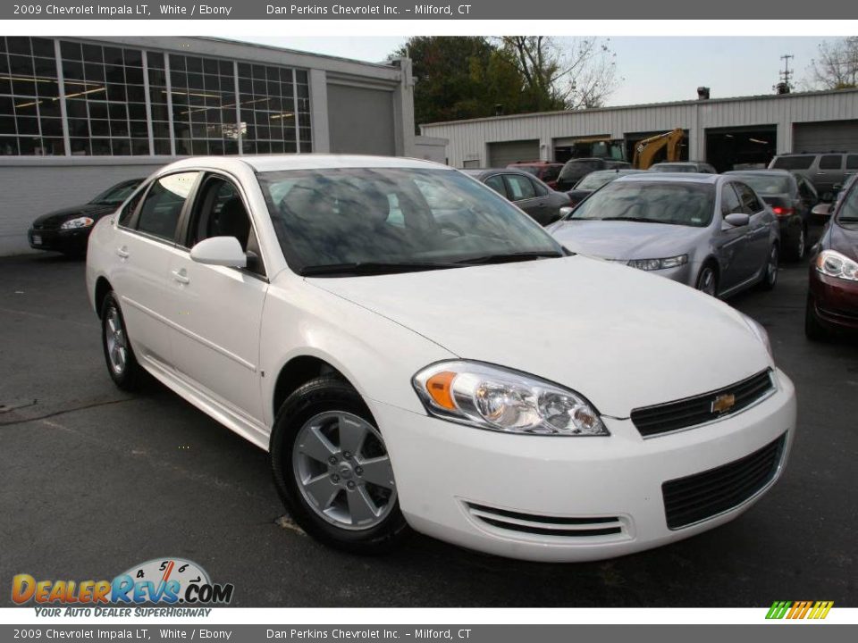 2009 Chevrolet Impala LT White / Ebony Photo #3