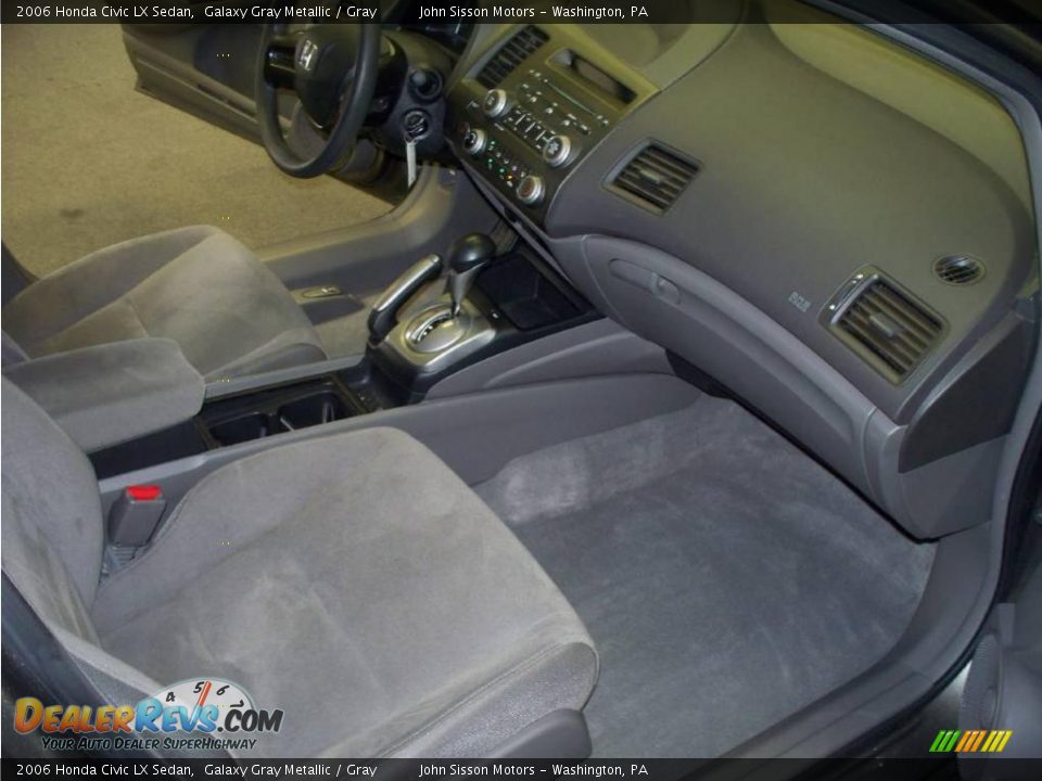 2006 Honda Civic LX Sedan Galaxy Gray Metallic / Gray Photo #16