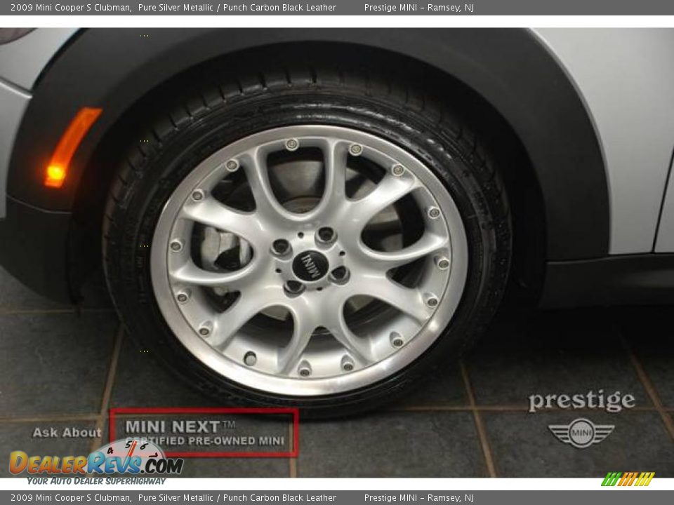 2009 Mini Cooper S Clubman Pure Silver Metallic / Punch Carbon Black Leather Photo #9