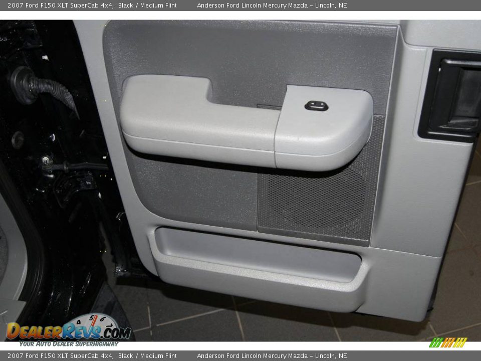 2007 Ford F150 XLT SuperCab 4x4 Black / Medium Flint Photo #25