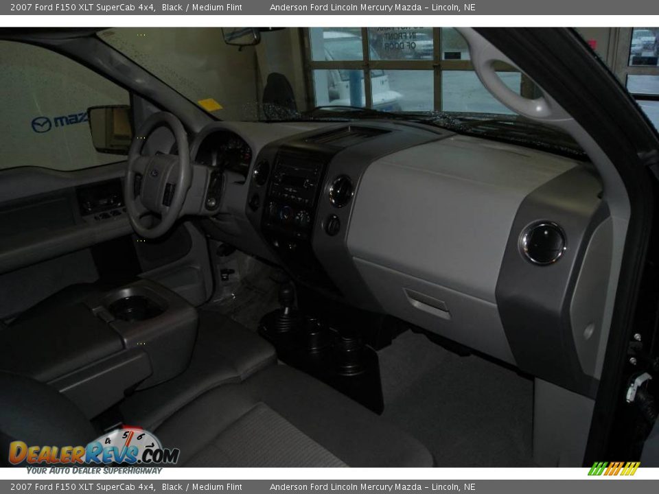 2007 Ford F150 XLT SuperCab 4x4 Black / Medium Flint Photo #32
