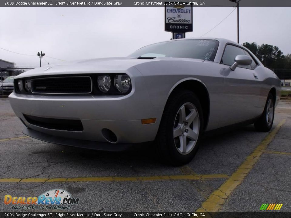 2009 Dodge Challenger SE Bright Silver Metallic / Dark Slate Gray Photo #1