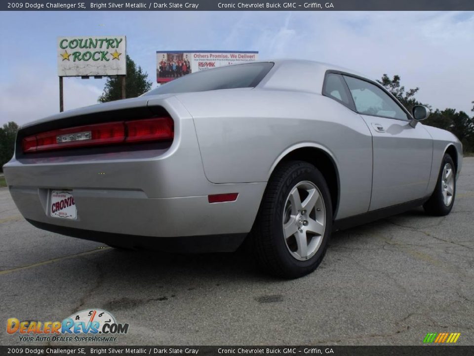 2009 Dodge Challenger SE Bright Silver Metallic / Dark Slate Gray Photo #5